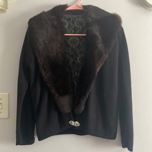 Vintage Fur Collar Sweater 🖤